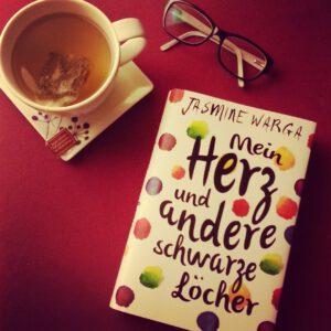 Mein-Herz-und-andere-schwarze-Löcher-Foto-Bild-Fischer-Sauerländer-Cover