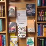 Buchhandlung-Dienstbier-2-JuBu-Bücherwand